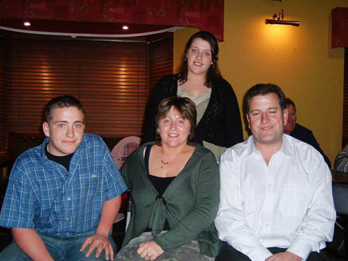 Tony Lee agus a chlann